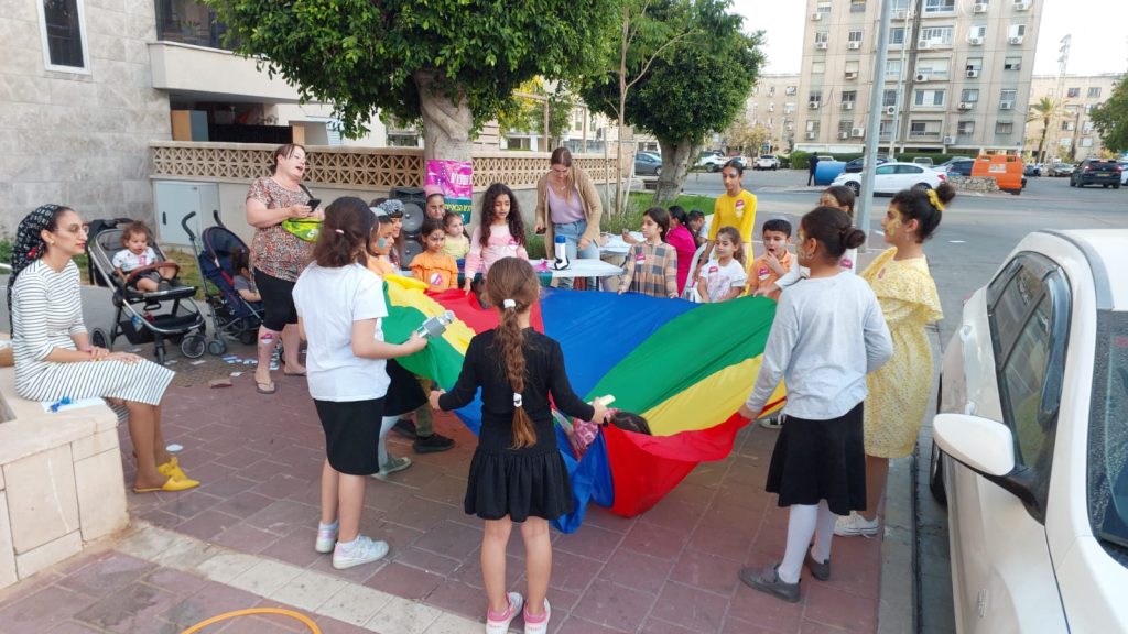 כמעט 80% מהישראלים מרגישים ביטחון בזכות השכנים צילום: ארץעיר